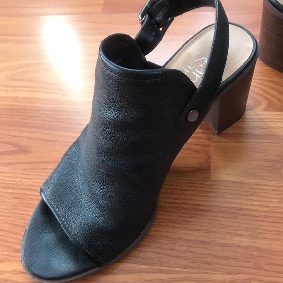 Franco Sarto Leather Heels - Picture 3 of 6